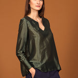 CAMIL SHINY green top