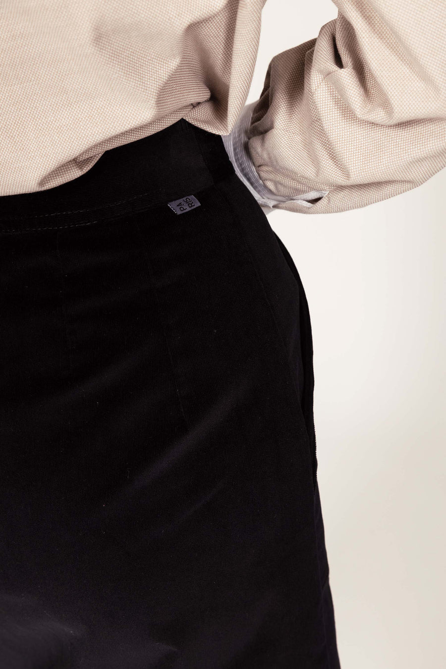 SONJA Black Skirt 
