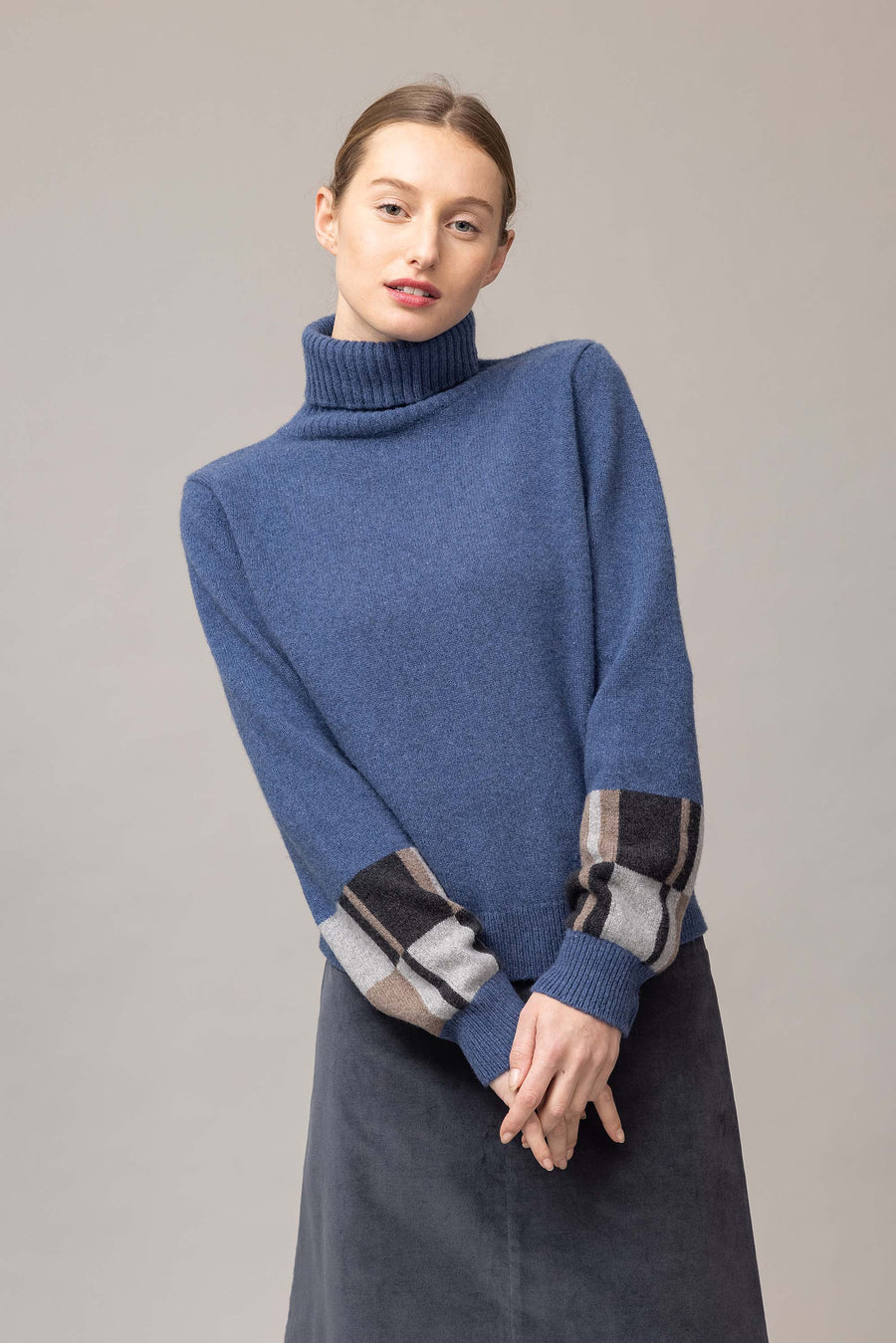 JOHAN Blue Sweater 