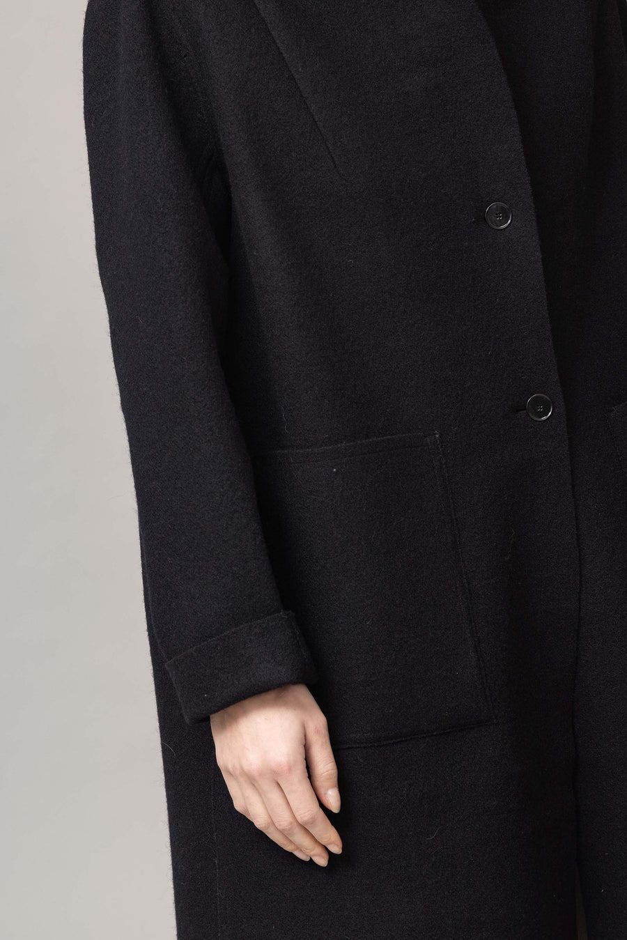 LION Coat Black 