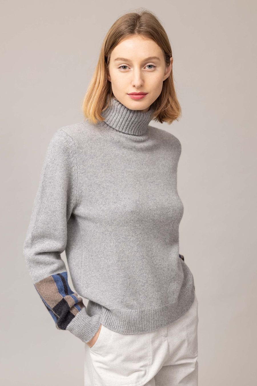 JOHAN Gray Sweater 